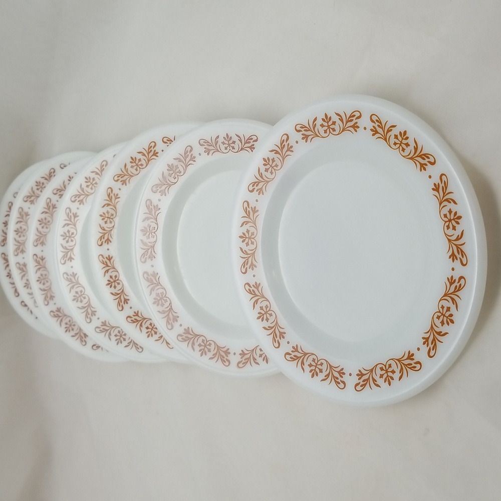 Pyrex Copper Filigree Bread & Butter Plates - Picture 8 of 12